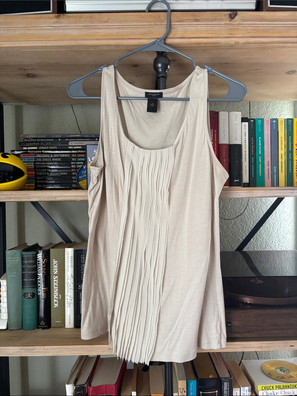 Ann Taylor Cream Pleated Front Tank Top